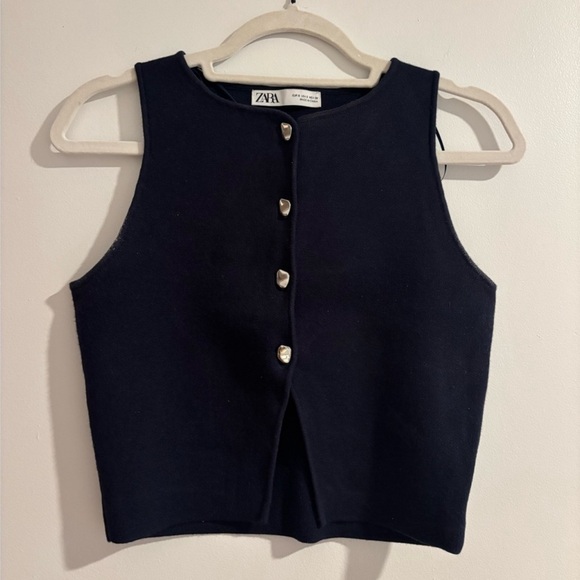 Zara Tops - Zara Cropped Vest Top